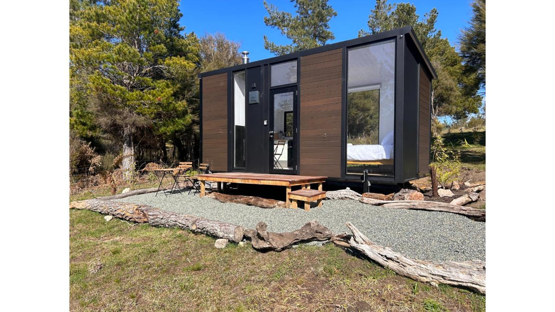 Ruru Tiny House By Tiny Away Villa Rangihaeata Exterior foto