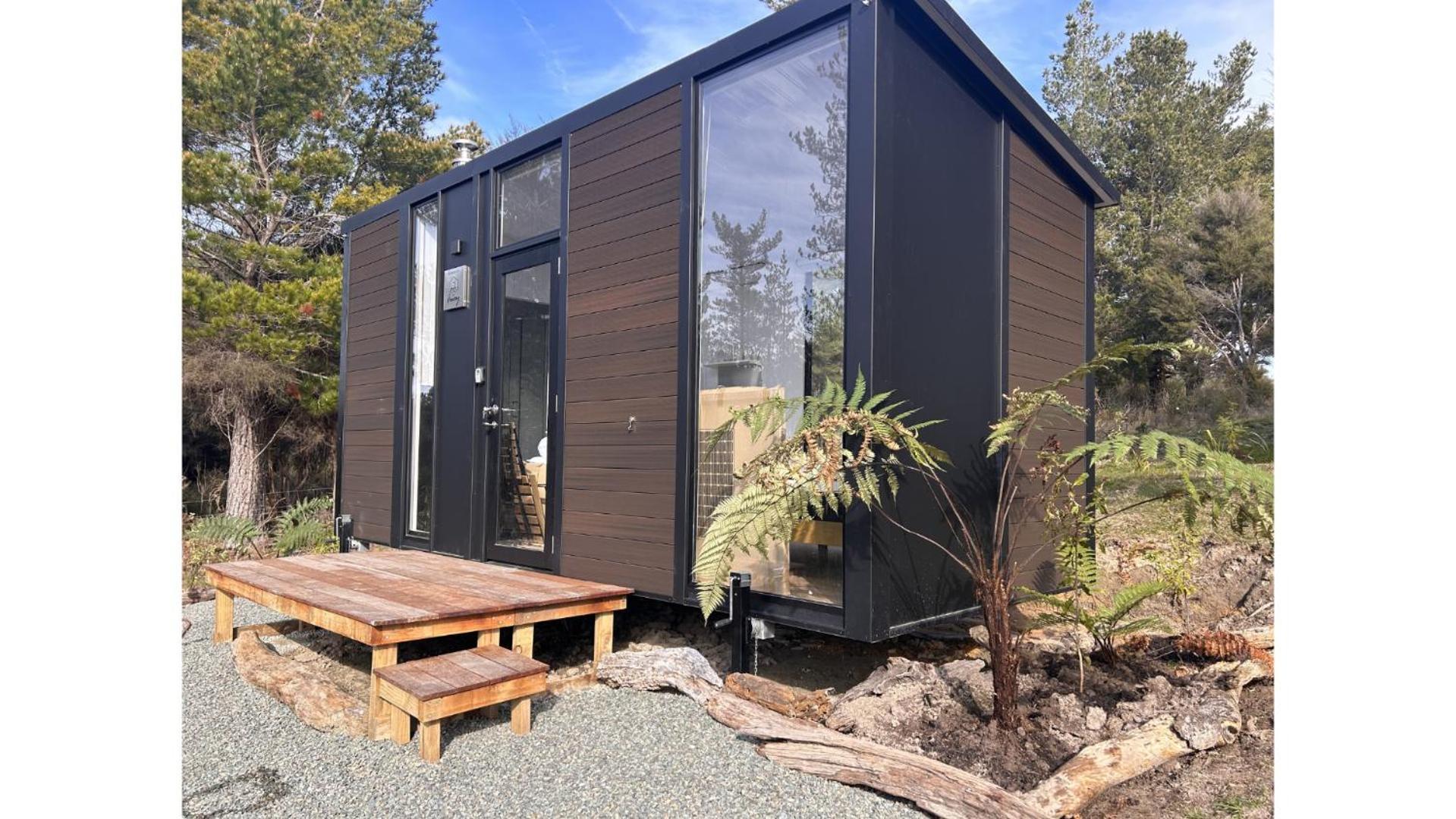 Ruru Tiny House By Tiny Away Villa Rangihaeata Exterior foto